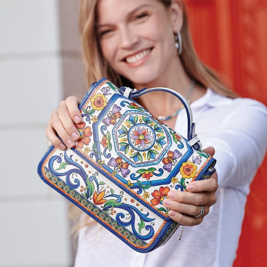 La Farfalla Emilia Flap Bag - Image 6